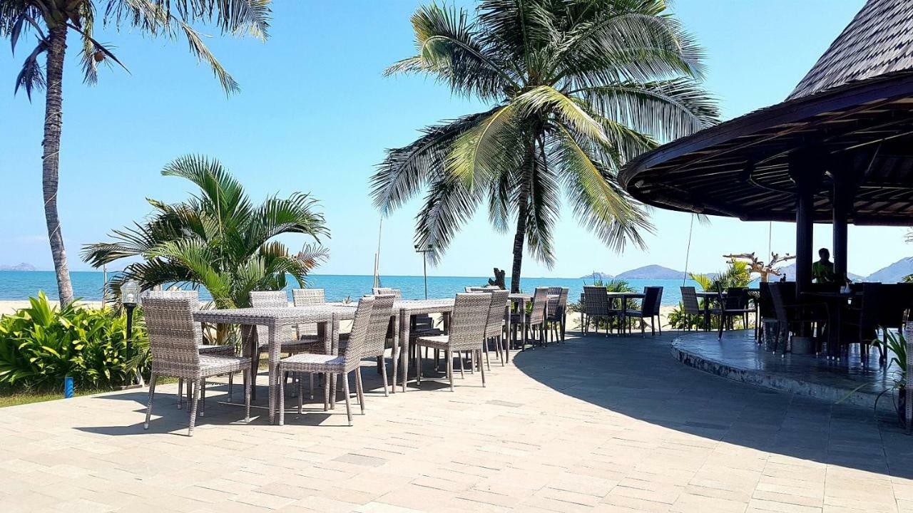 Luwansa Beach Hotel ラブハン・バジョ エクステリア 写真